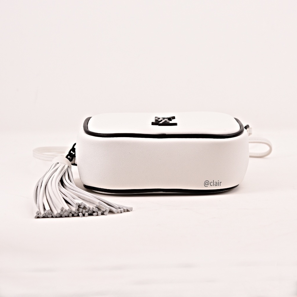 Saint Laurent Monogram Blogger Tassel Leather Bag - Picture 4 of 8
